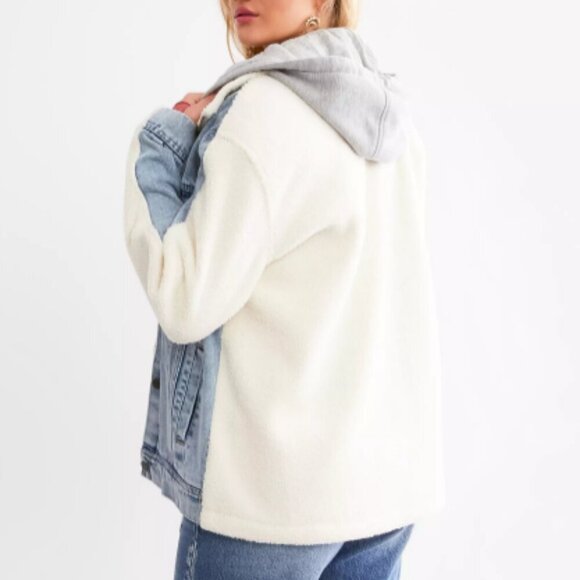 Comfy Sherpa blue Denim Hooded Jacket - Picture 3 of 4